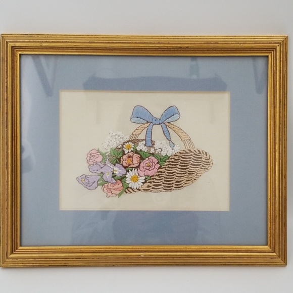 Basket Of Wildflowers Hand Made Framed Needlework - Picture 6 of 8